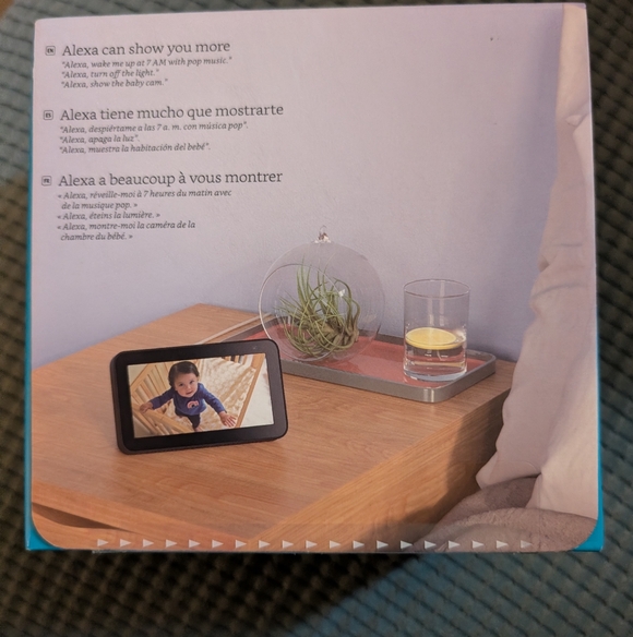 Brand New in Box Echo Show 5 NWT - Picture 2 of 3